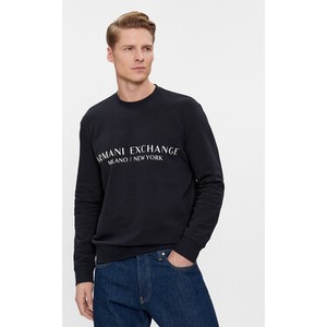 Czarna bluza Armani Exchange w młodzieżowym stylu