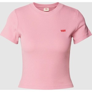 Różowy t-shirt Levis z bawełny