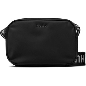 Czarna torebka Hugo Boss średnia na ramię matowa
