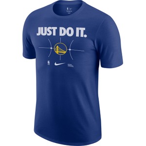 Niebieski t-shirt Nike w stylu klasycznym