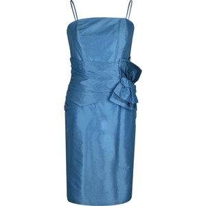 Niebieska sukienka Fokus ołówkowa z okrągłym dekoltem
