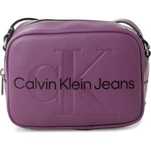 Fioletowa torebka Calvin Klein ze skóry w młodzieżowym stylu na ramię