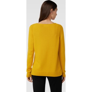 Żółty sweter Christian Berg Woman w stylu casual z bawełny