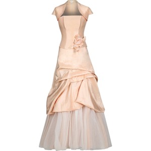 Różowa sukienka Fokus z krótkim rękawem maxi