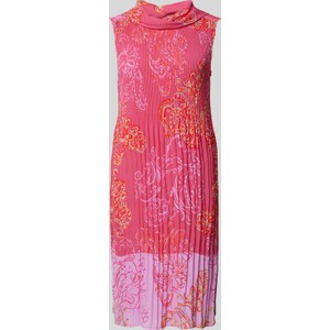 Różowa sukienka Betty Barclay z bawełny mini z okrągłym dekoltem