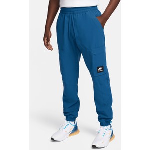 Niebieskie spodnie Nike z tkaniny