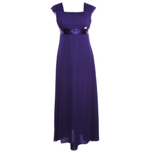 Fioletowa sukienka Fokus oversize z szyfonu w stylu casual