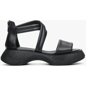 Czarne sandały Estro z klamrami w stylu casual