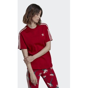Czerwony top Adidas z okrągłym dekoltem w sportowym stylu