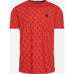 Czerwony t-shirt born2be w młodzieżowym stylu z krótkim rękawem